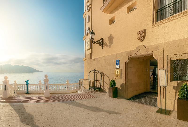 Hotel Boutique Villa Venecia Benidorm Bagian luar foto